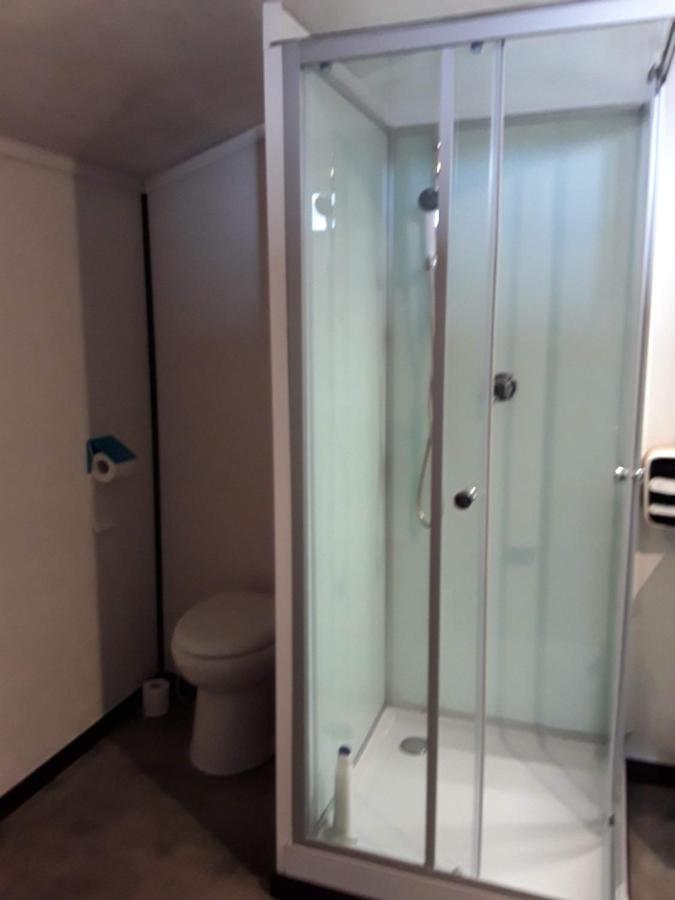 La chambre d'à côté Doulezon Esterno foto