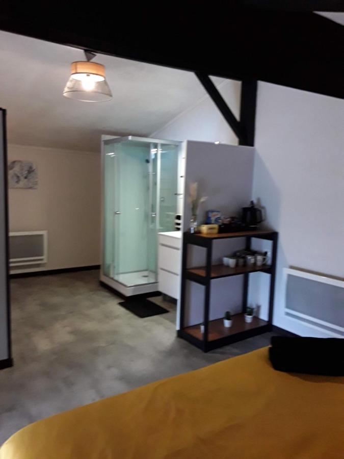 La chambre d'à côté Doulezon Esterno foto
