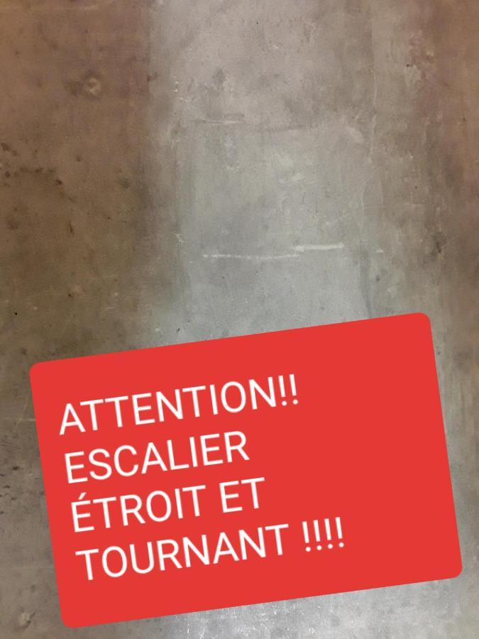 La chambre d'à côté Doulezon Esterno foto